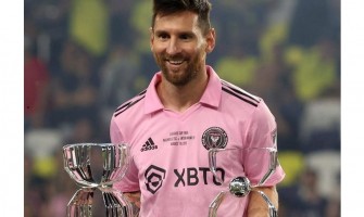 Inter Miami plant, Messi mit dem neuen Trikot zu ehren